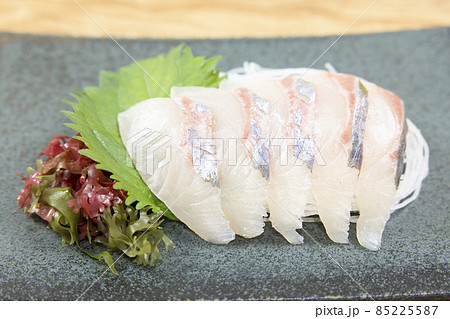 美味しい活き締めのシマアジ 85225587