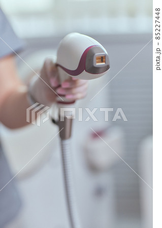 getting laser hair removal on her thighs. 85227448