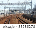 複々線の鉄道線路 85236278