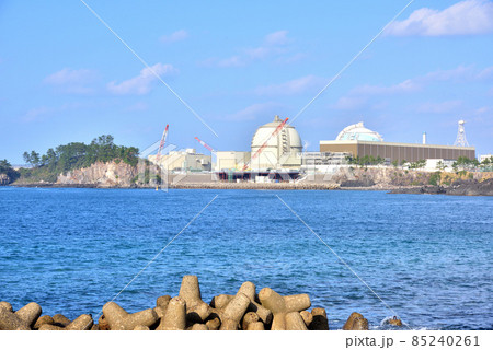 原子力発電所のある風景　九州電力玄海原子力発電所　佐賀県玄海町　 85240261