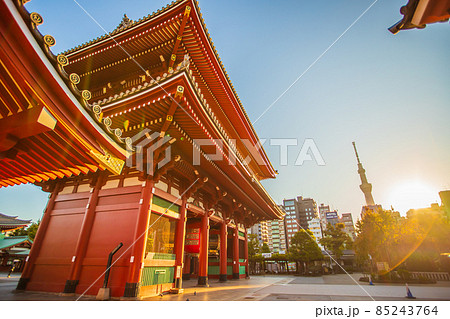 浅草雷門 早朝の風景 浅草雷門 早朝の風景 85243764