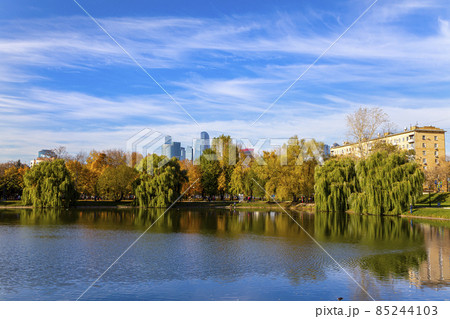 Big Novodevichy pond on a sunny autumn day near the Novodevichy convent (Bogoroditse-Smolensky monastery). Moscow, Russia. UNESCO world heritage site Big Novodevichy pond on a sunny autumn day near the Novodevichy convent (Bogoroditse-Smolensky monastery). Moscow, Russia. UNESCO world heritage site 85244103
