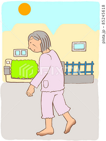 認知症 BPSD 昼間の住宅街をはだしで徘徊する女性 認知症 BPSD 昼間の住宅街をはだしで徘徊する女性 85245618