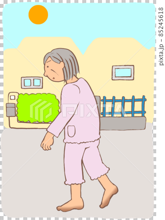 認知症 BPSD 昼間の住宅街をはだしで徘徊する女性 認知症 BPSD 昼間の住宅街をはだしで徘徊する女性 85245618