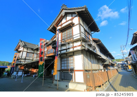 【愛媛県】晴天下の内子座 【愛媛県】晴天下の内子座 85245905