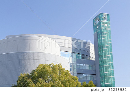 愛知医科大学の正門（1号館、大学本館　愛知県 長久手市） 85253982