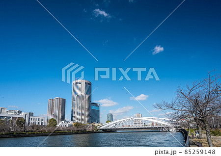 OAPタワーと桜宮橋 85259148