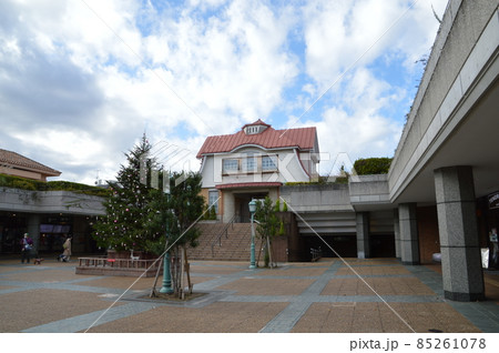 東急田園調布駅と駅前広場 東急田園調布駅と駅前広場 85261078