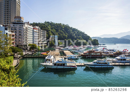 The scenery of Marina at Sun Moon Lake in the morning, the famous attraction in Nantou, Taiwan. 85263298