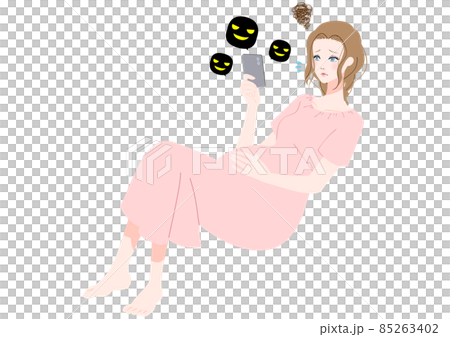 Pregnant women using smartphones Pregnant women using smartphones 85263402
