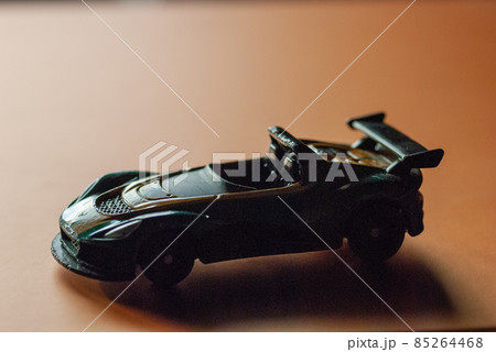 スポーツカー　キズあり 85264468