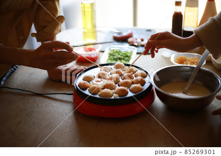 自宅で作るたこ焼き 85269301