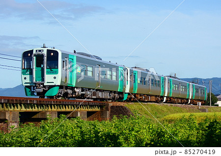 JR四国1500形気動車　徳島線：下浦～牛島 85270419