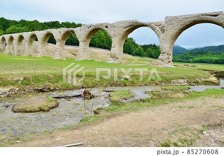 タウシュベツ川橋梁　北海道 85270608