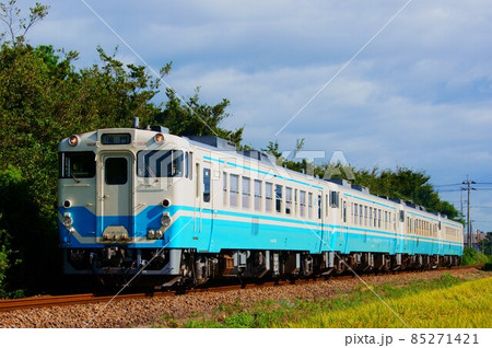 阿波踊り輸送で増結　キハ40+キハ40+キハ47+キハ40系 85271421