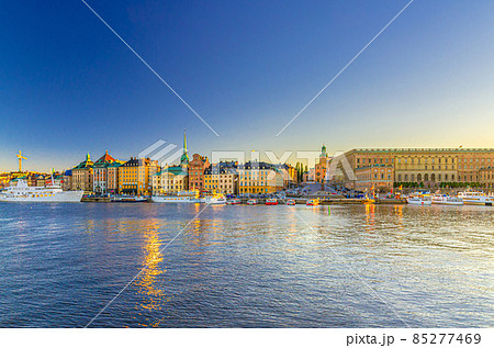 Panorama of Old town Gamla Stan historical centre with colorful buildings and Royal Palace facade Stockholm slott 85277469