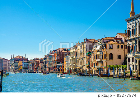 Venice cityscape with Grand Canal waterway 85277874