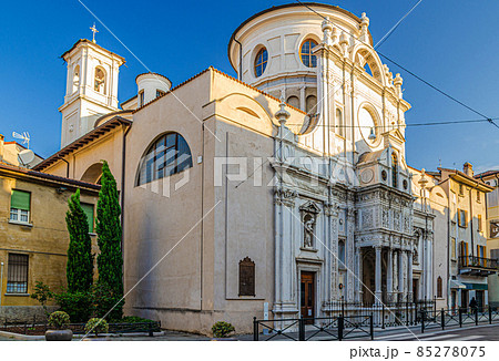 Chiesa di Santa Maria dei Miracoli primo santuario civico Saint Maria of Miracles catholic church 85278075
