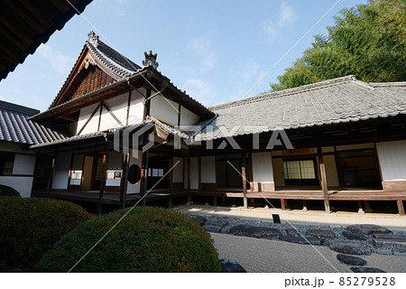 備中高梁 頼久寺 書院と本堂 岡山県高梁市 備中高梁 頼久寺 書院と本堂 岡山県高梁市 85279528