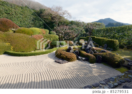 備中高梁　頼久寺　小堀遠州作の庭園　岡山県高梁市 85279531