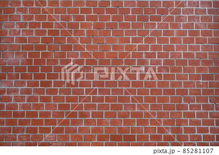 赤レンガの壁 85281107