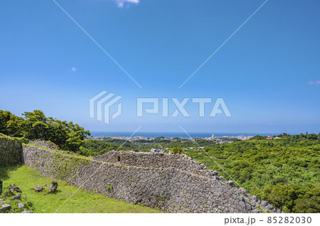 沖縄　中城城跡 北の郭 85282030