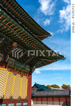 Changdeokgung palace of the Joseon dynasty in Seoul, South Korea 85282412