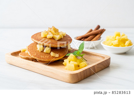 apple pancake or apple crepe 85283613