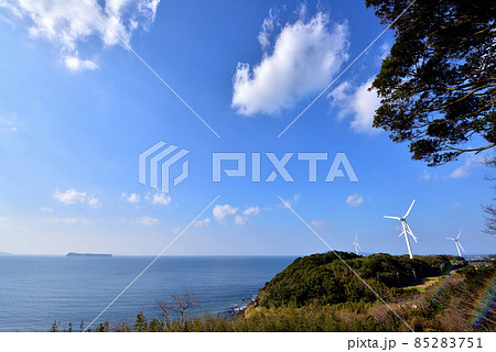 佐賀県玄海町　原子力発電所近くの風景 85283751