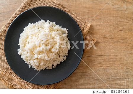 cooked rice on plate 85284162