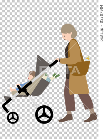 赤ちゃんと、食材が入ったベビーカーを押すシニア女性(帰省や3世代家族のイメージに) 赤ちゃんと、食材が入ったベビーカーを押すシニア女性(帰省や3世代家族のイメージに) 85287984