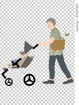 赤ちゃんと、食材が入ったベビーカーを押すシニア男性(帰省や3世代家族のイメージに) 赤ちゃんと、食材が入ったベビーカーを押すシニア男性(帰省や3世代家族のイメージに) 85287987