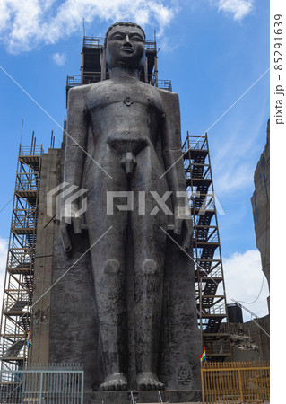 108 ft Jain Idol of Rishabhdev Bhagwan believed to be the first Tirthankara in Jainism. Mangi Tungi, Nashik, Maharashtra, India. World's highest Digambar Jain idol. 108 ft Jain Idol of Rishabhdev Bhagwan believed to be the first Tirthankara in Jainism. Mangi Tungi, Nashik, Maharashtra, India. World's highest Digambar Jain idol. 85291639