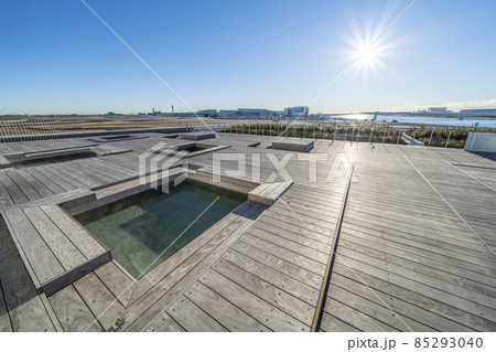 羽田イノベーションシティの足湯スカイデッキ【東京都・大田区】 85293040