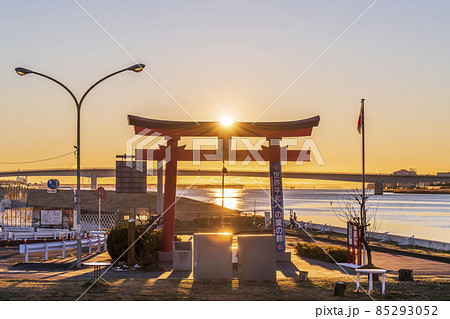 羽田大鳥居（旧穴守稲荷神社大鳥居）【東京都・大田区】 85293052