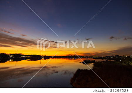 千葉県の手賀沼の夕景 85297523