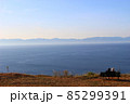 丘の上から眺めるエーゲ海、ロドス島　ギリシャ 85299391