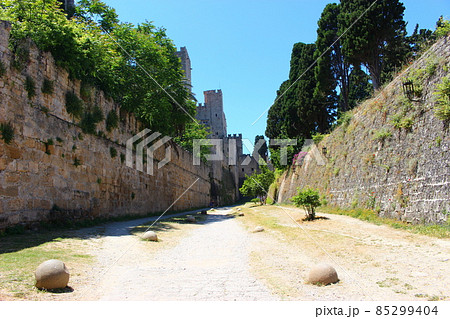 中世の城壁、ロドス島　ギリシャ 85299404