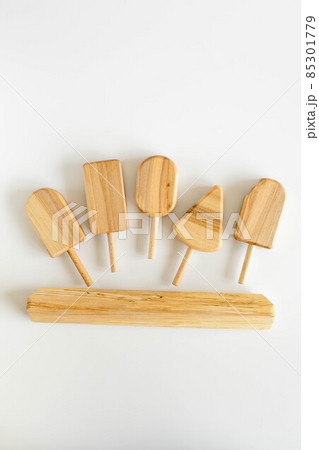 Wooden plastic free toy ice creame for crunching Wooden plastic free toy ice creame for crunching 85301779