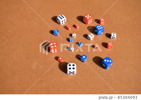 サイコロ 85304093