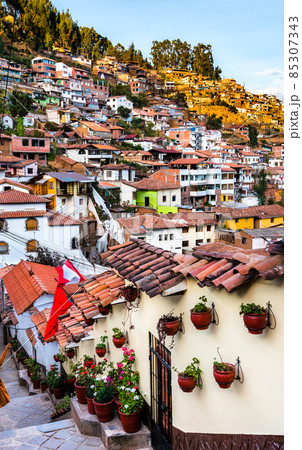 View of the old town of Cusco in Peru 85307343