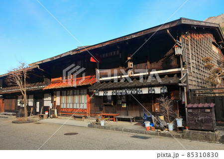 【長野県】晴天下の奈良井宿 85310830
