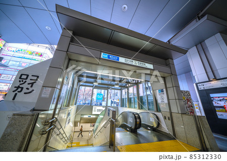 日本の東京都市景観 オミクロン株が世界を席捲…。秋葉原駅(出入口)などを望む=12月16日 日本の東京都市景観 オミクロン株が世界を席捲…。秋葉原駅(出入口)などを望む=12月16日 85312330