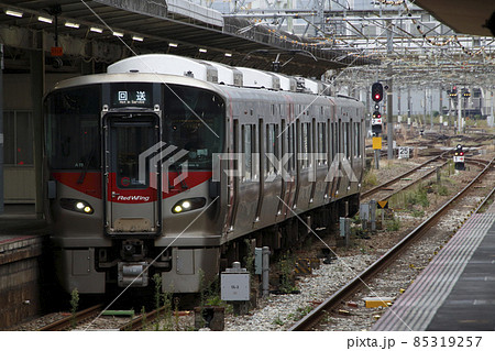 広島エリアで運行する227系電車（回送列車） 85319257