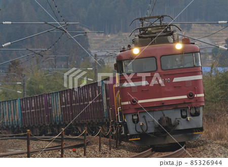 北陸本線 倶利伽羅-津幡 JR貨物 EF81-10(富山) 北陸本線 倶利伽羅-津幡 JR貨物 EF81-10(富山) 85326944