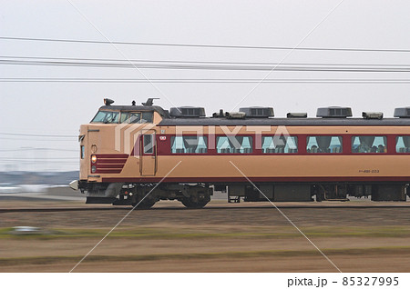 北陸本線　美川－加賀笠間　JR西日本　485系　A08編成（京都）　クハ481-223　雷鳥 85327995