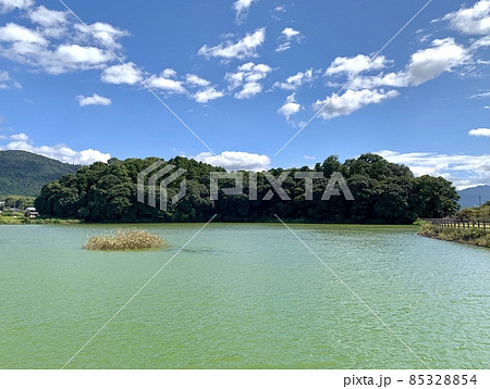 夏の箸墓古墳 85328854