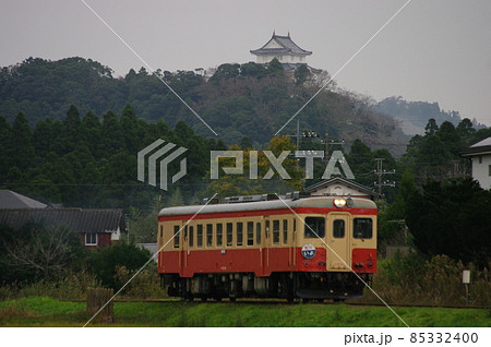 いすみ鉄道 大多喜城とキハ52単行 4 いすみ鉄道 大多喜城とキハ52単行 4 85332400