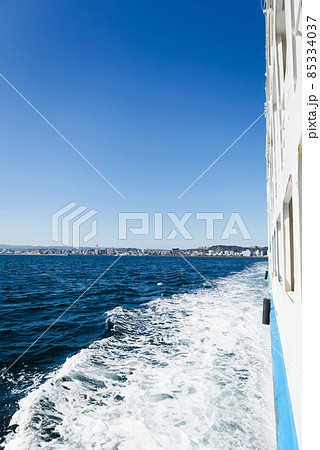 船から見る白波 船から見る白波 85334037