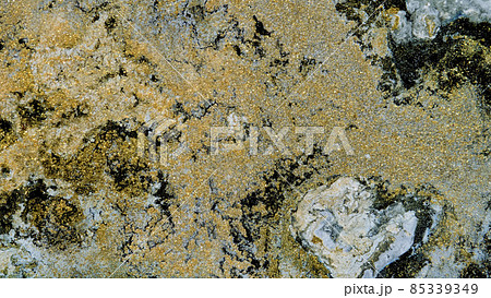 Marble texture of white and gold color. Luxurious abstract fluid art painting on the background of the technique of alcohol ink in black and gold colors. 85339349